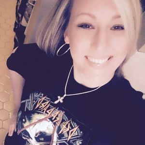 Meet your Posher, Molly